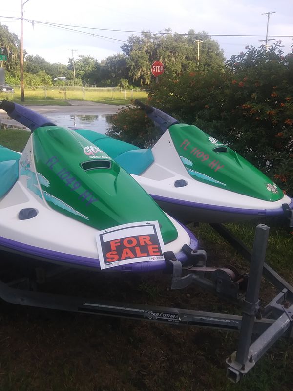 For sale 2 jet skis 1994 seadoo bombardier only 15 hours in the water they ruan and drive good ...