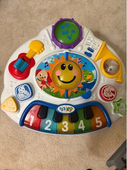Baby Einstein Piano table