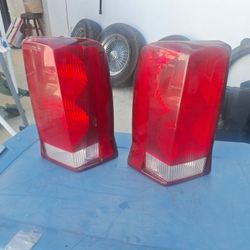 Tail Lights For 02 Caddilac Escalde $40 For Both