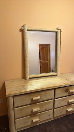 Makeup dresser