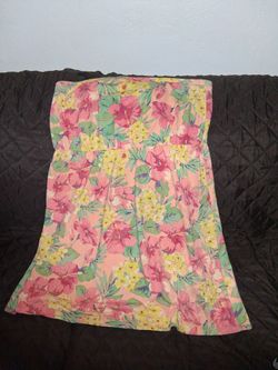 Ladies summer dress  no straps X/L $3