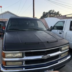 1999 Chevrolet Suburban