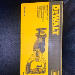 DEWALT reciprocating Saw TOOL ONLY 