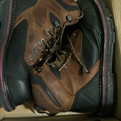 Redwing Men’s Safety Toe Work Boot