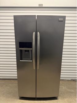 Frigidaire Stainless Steel Refrigerator***No Ice/Water***