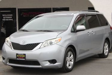 2014 Toyota Sienna