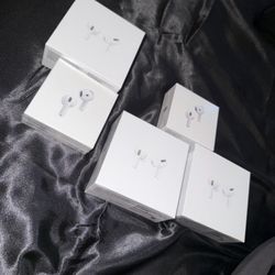 AirPods 4 And AirPods Pro 