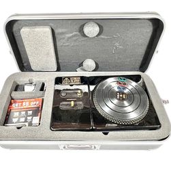 DJ Hero Renegade Edition Wireless Turntable Xbox 360 Hardshell Case Stand