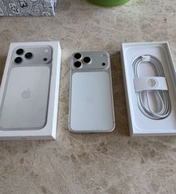 Phone UNLOCKED^^[[[New 17 Pro Max iPhone]]]^^