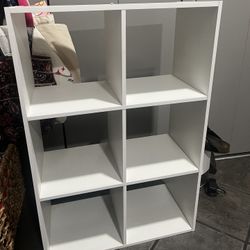 White 6 Cube Shelf