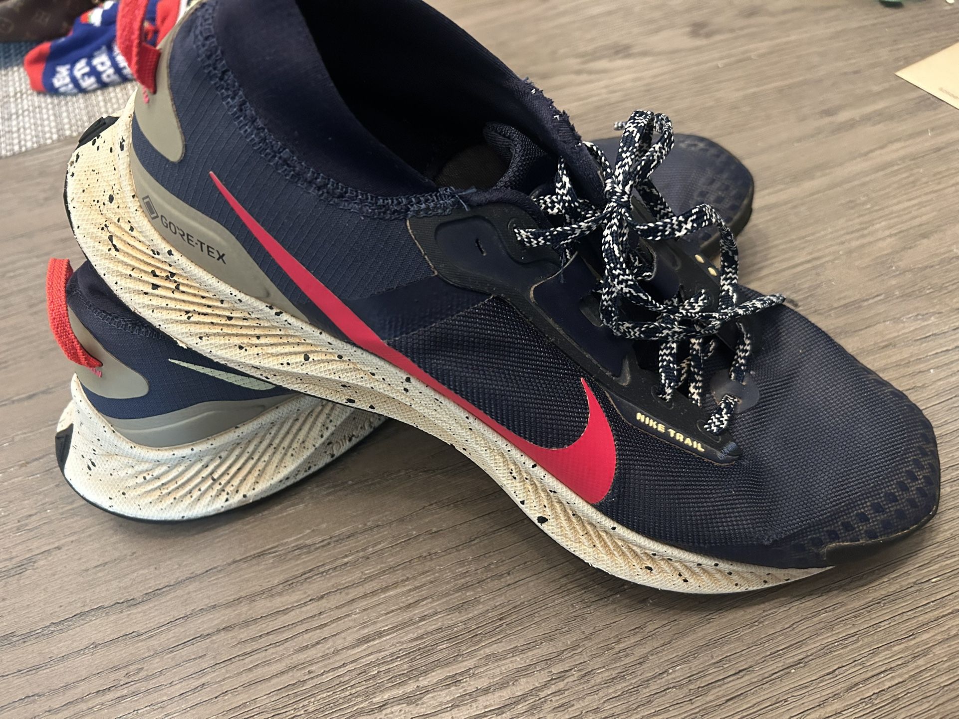 Nike Pegasus Trail 3 Gore-Tex Men's Obsidian Siren Red