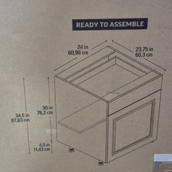 Base Cabinet