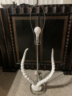 Faux Impala Horns Lamp $45 ( 24”h) No Shade.