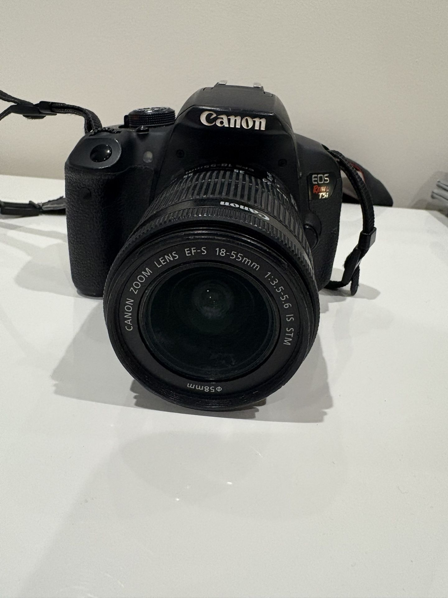 Cannon Rebel T5 Camera