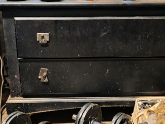 Solid wood 2 drawer chest
