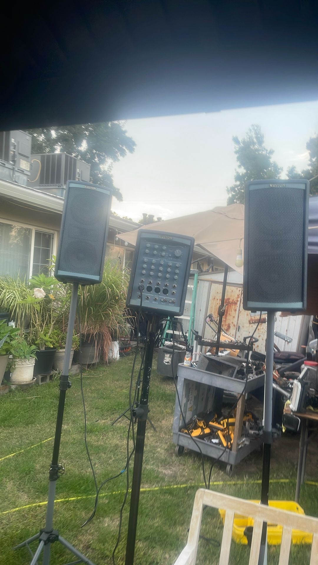 Custom Sistem 1 4 Channels Wt Racks