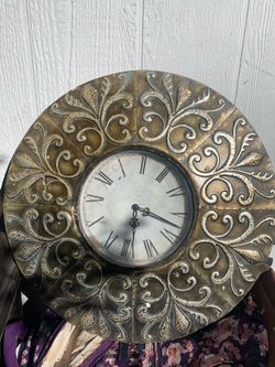 (Five Dollar Zone) Untested Home Decor For Wall Clock