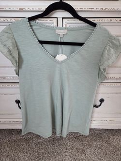 Women's large shirt