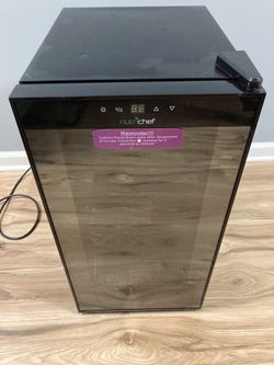 NutriChef - 15 Bottle Wine Refrigerator