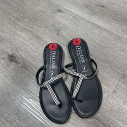 Ladies Flat Sandals 