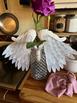 Angel wings