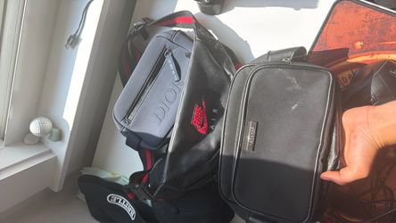 3 pouches (STEAL)