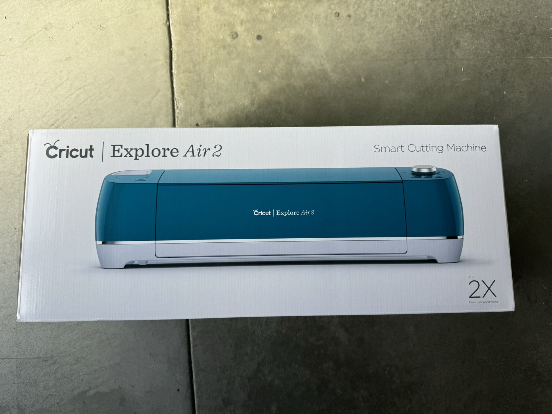 Cricut Explore Air 2, Peacock New In Box Never Used
