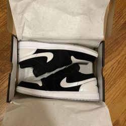 SIZE 13 - Jordan 1 Low SE Diamond 2022