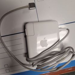 140W MacBook Charger