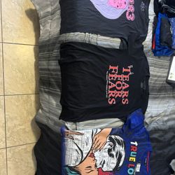 T-shirt Bundle Size L 