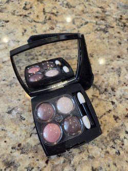 CHANEL MAKEUP PALLETE