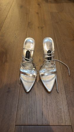 Jessica Rich Silver Strappy Sandals