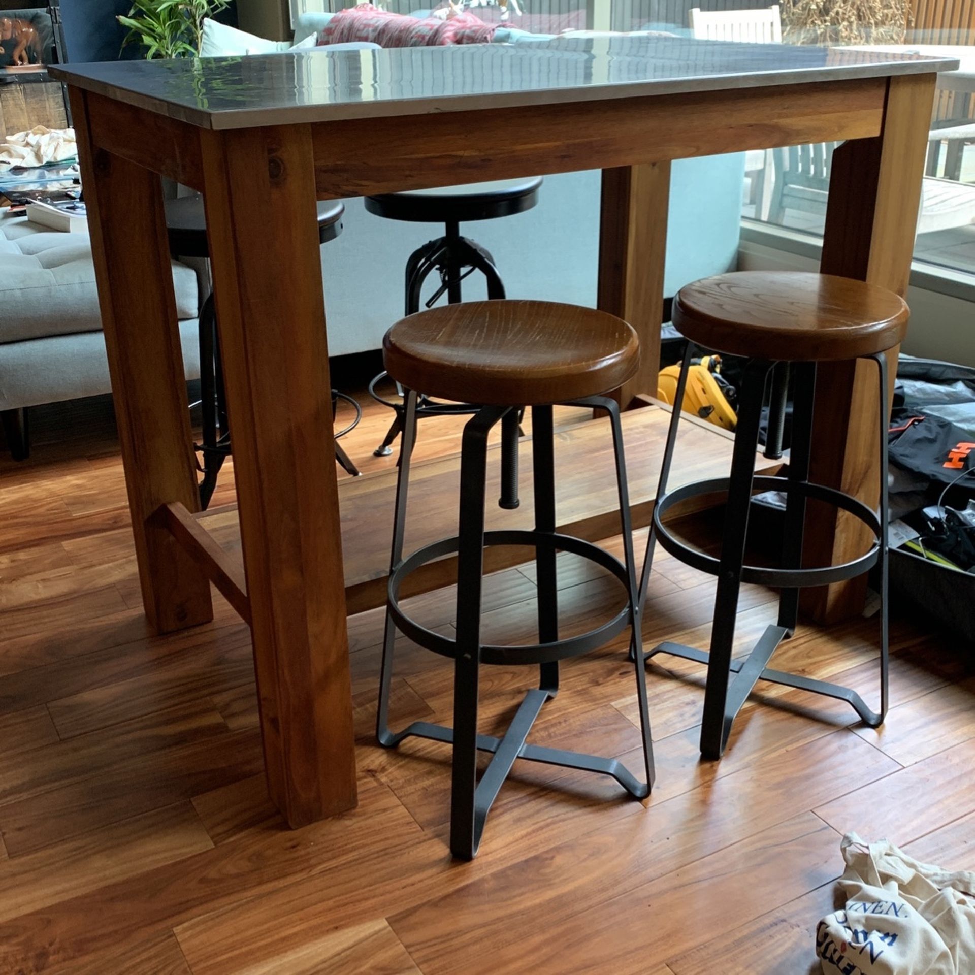 West Elm Kitchen Island & 4 Stools for Sale in Portland, OR OfferUp