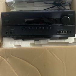 Onkyo  TX-NR575