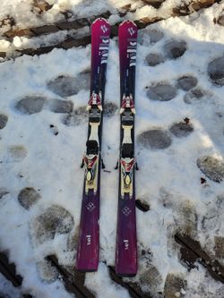 VOLKI SOL Skiis