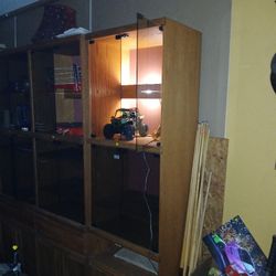4 Nice Lighted Shelf/cabinet Read Post