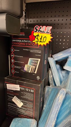 Universal six port USB charging station