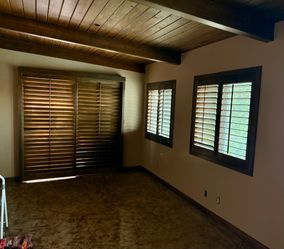 Interior Wood Shutters- Custom, Plantation, Professional Installation, Licensed Company, Window Treatments & Coverings, Persianas De Madera, Espanol