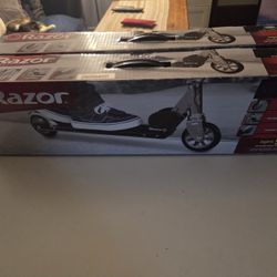 New Razor Scooter Ages 5