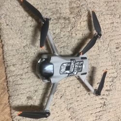 DJI Mini 3 W Extra Remote 2 Batteries 