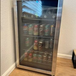 Brand NEW Cooler! 115 Cans