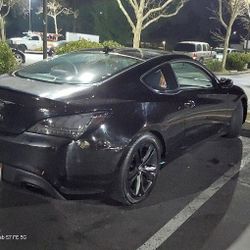 2010 Hyundai Genesis