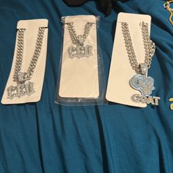 Chains New $15 -20 Each Make A Deal With If U Get More Then One 