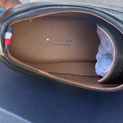 Tommy Hilfiger Men's Soli Lace-Up Dress Oxfords