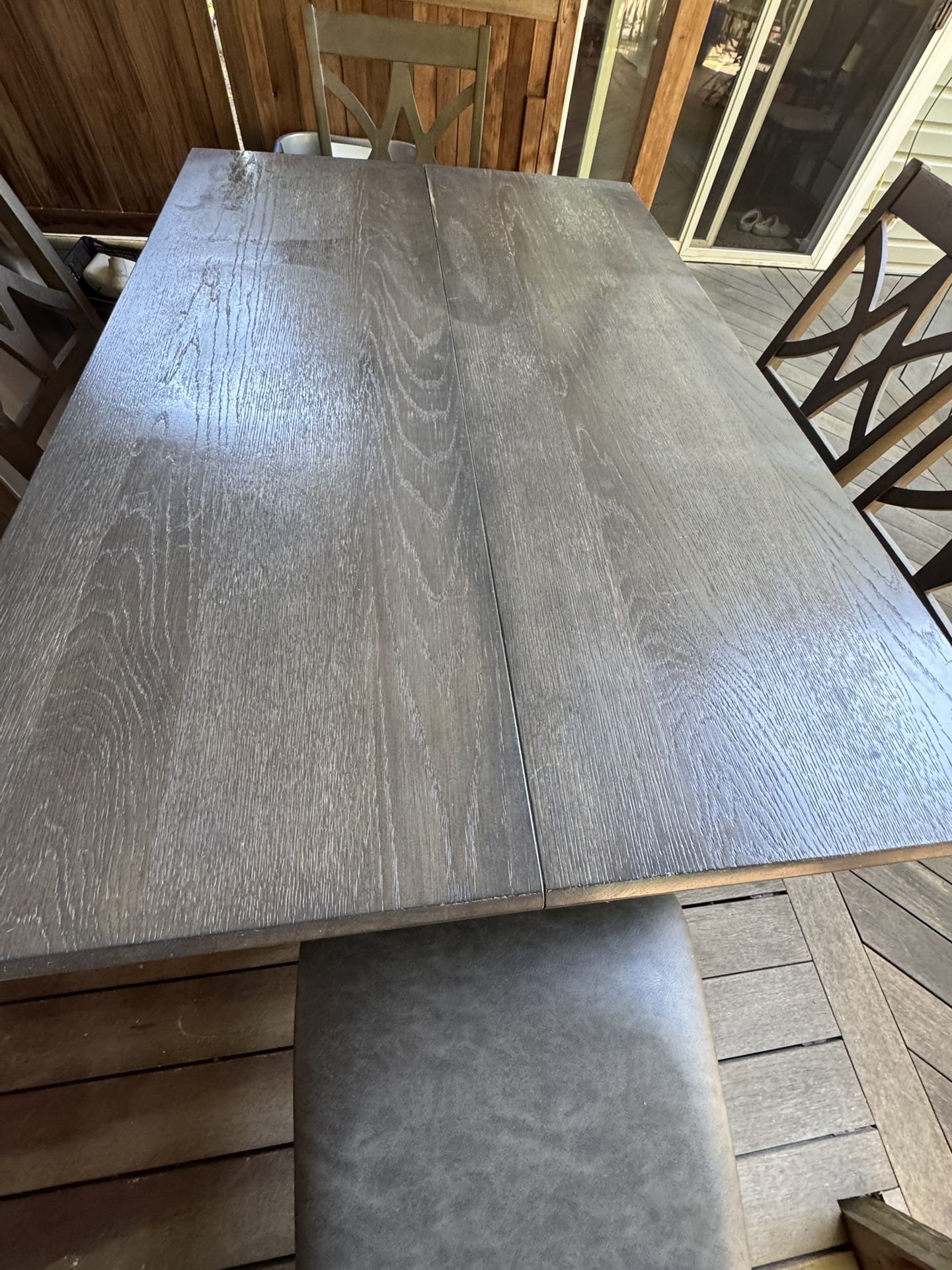 Dinning Table