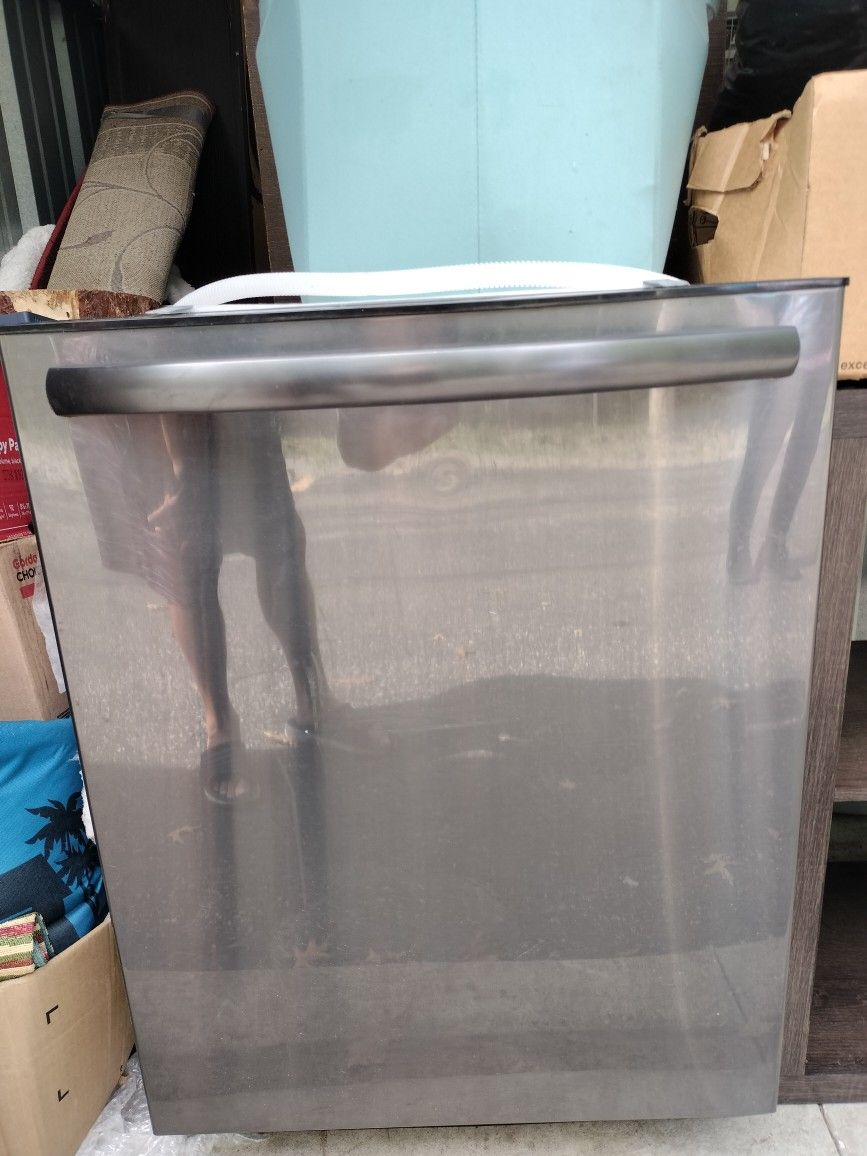 Frigidaire Stainless Steel Dishwasher