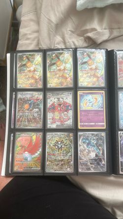 Pokémon binder LOT