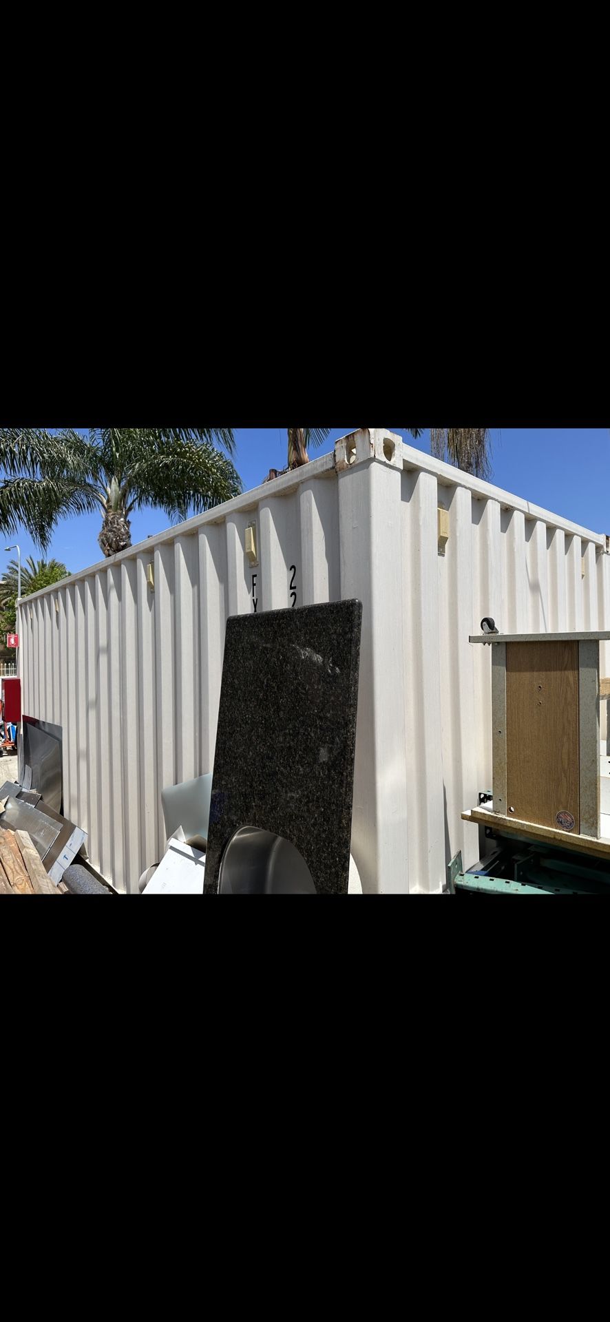 20 Foot Shipping Container/ Conex/ Cargo / Shed /roll up