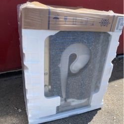 New Bosch 800 Series  24” dishwasher