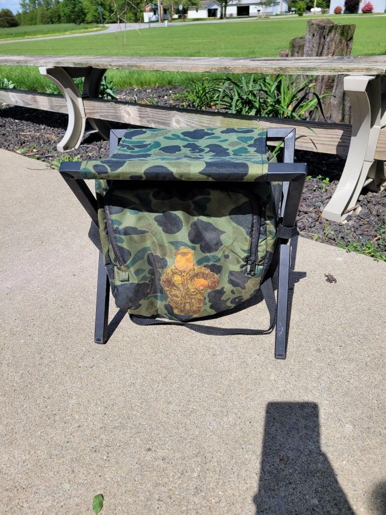Joe Camel cigarette vintage camping stool camouflage fold out with pouch